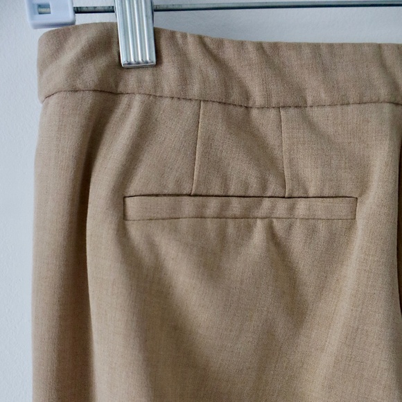 New York & Company Petite Crisp Relaxed Khaki Pants Size 4 - Picture 3 of 7
